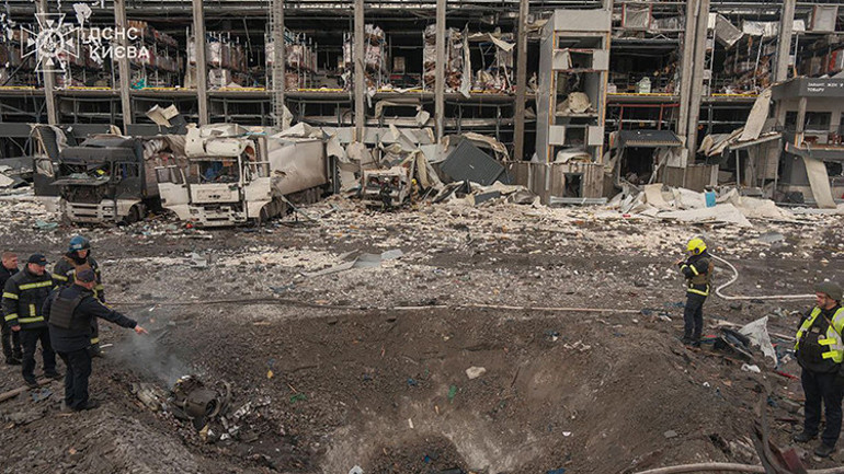 Ukrayna Rusyayı vurdu: 3 kişi yaşamını yitirdi Ruslar füze ve İHAlarla yanıt verdi