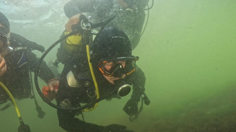 Belediye başkanı İzmit Körfezinin derinliklerine indi: Gözlerine inanamadı Burada çok daha farklı şeyler görmeye başlayacağız