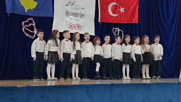 Prizrende Öğretmenler Günü etkinliği düzenlendi