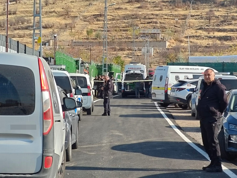 Kayseride miras kavgası korkunç bitti Polis memuru, kayınvalidesini öldürüp kendini vurdu