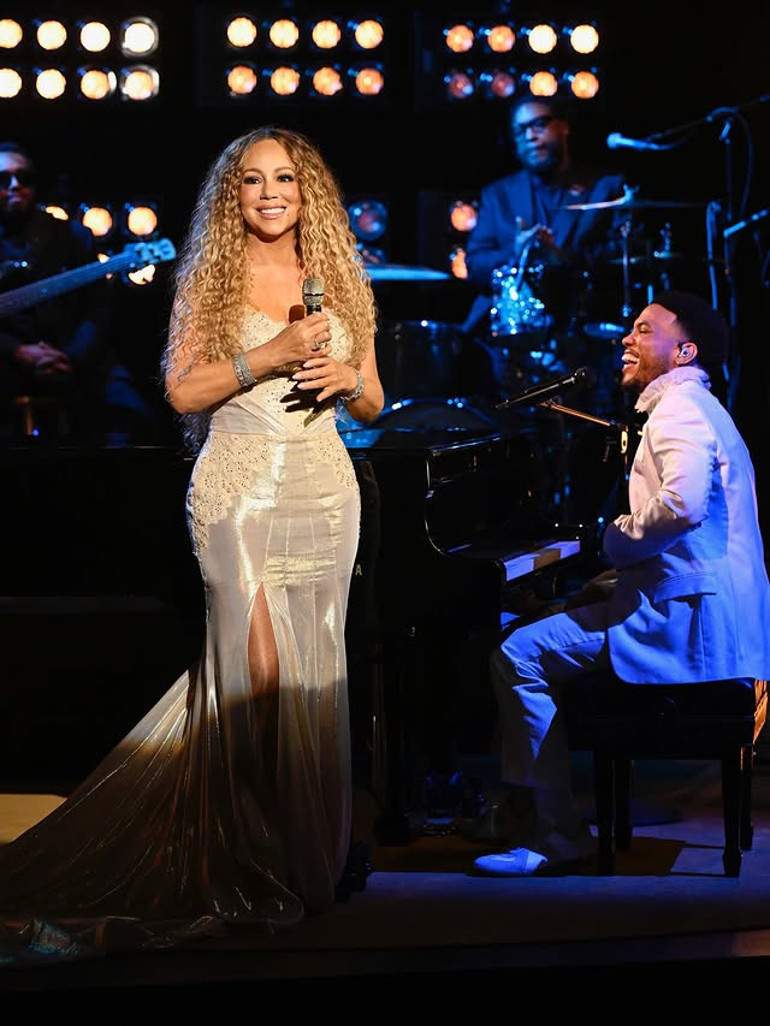 Çok yoksuldu, kötü yola düşmekten zor kurtuldu… Yıllar önce yaptığı tek bir şarkı kurtuluşu oldu… Artık parmağını oynatmadan milyonlar kazanıyor