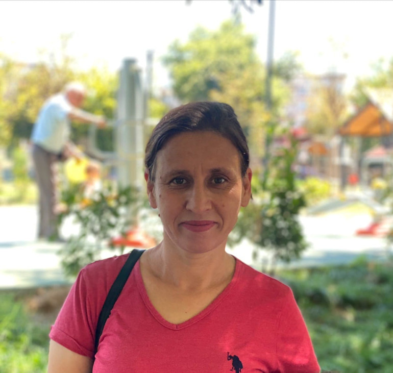 Uzaklaştırma kararı aldırdığı için eşini tüfekle öldürdü