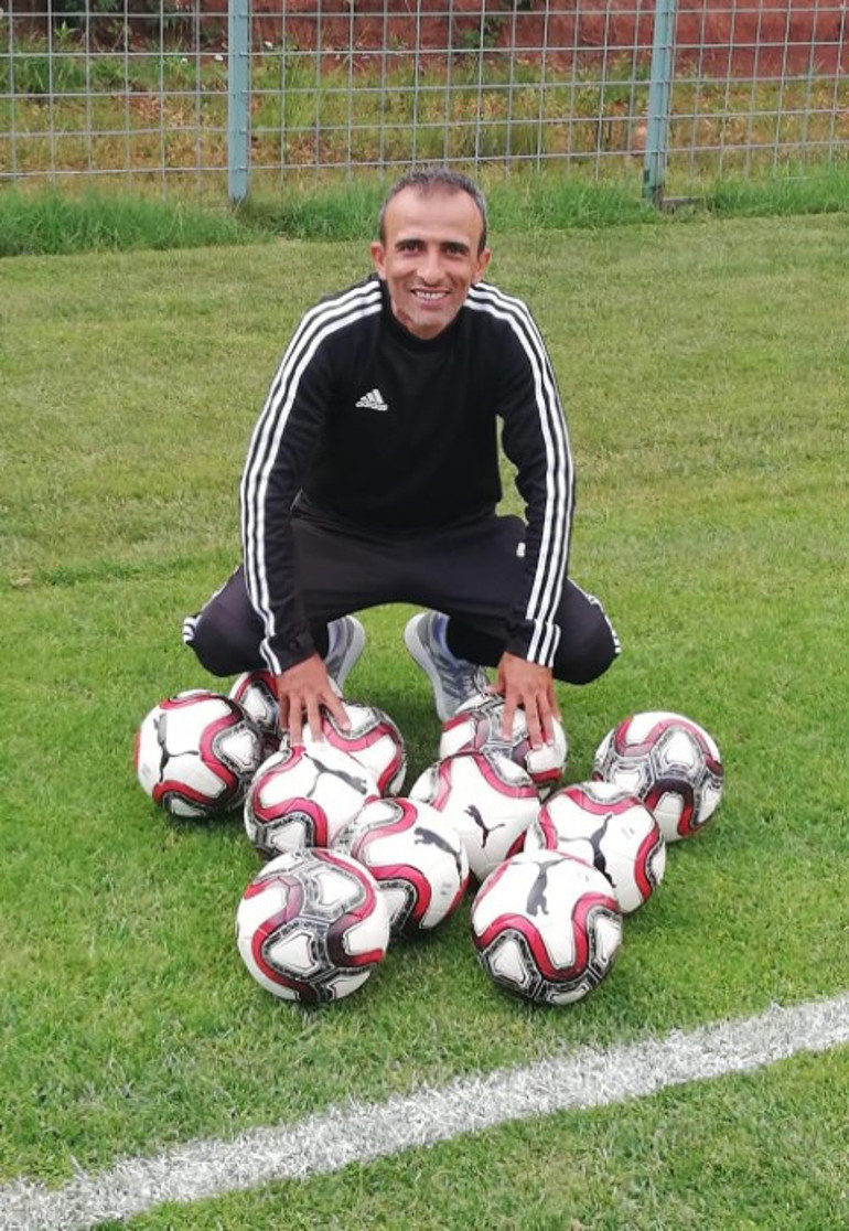 5 kardeşin her biri farklı şehirde aynı işi yapıyor | Bir araya gelemiyoruz, annem bazen kızıyor