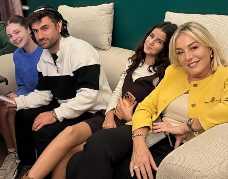 Güller ve Günahlarda şenlik havası... Sırlar ekranda, kahkaha sette