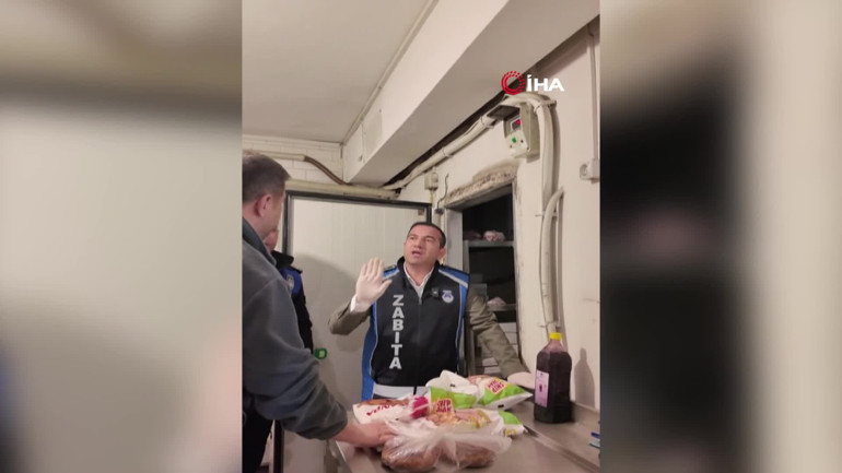 Bunu da gördük Börekçinin deposundaki ürün pes dedirtti... Zabıta müdüründen sert tepki
