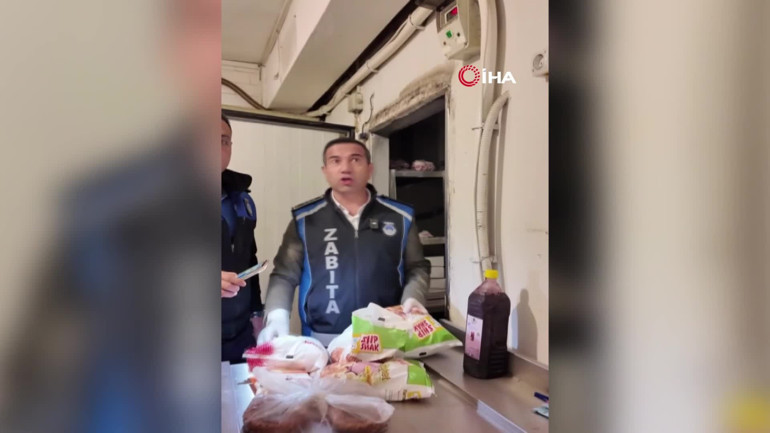 Bunu da gördük Börekçinin deposundaki ürün pes dedirtti... Zabıta müdüründen sert tepki