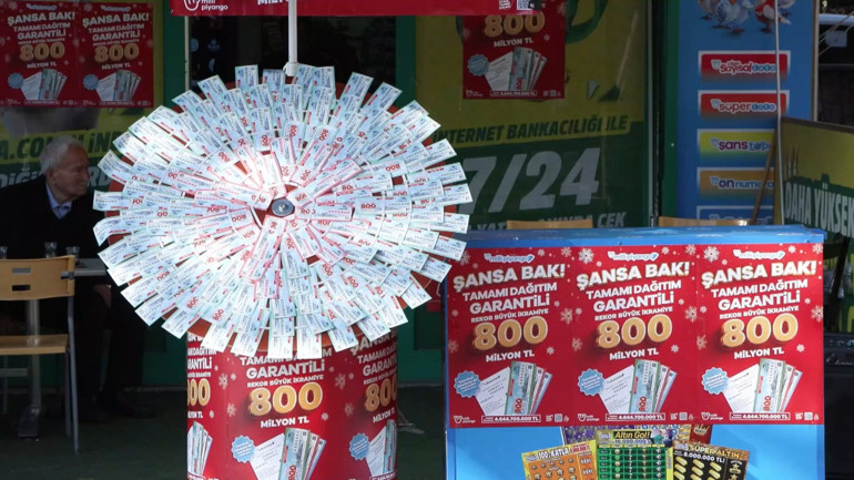 800 milyonluk büyük ikramiye heyecanı Milli Piyango’nun yılbaşı biletlerine yoğun ilgi