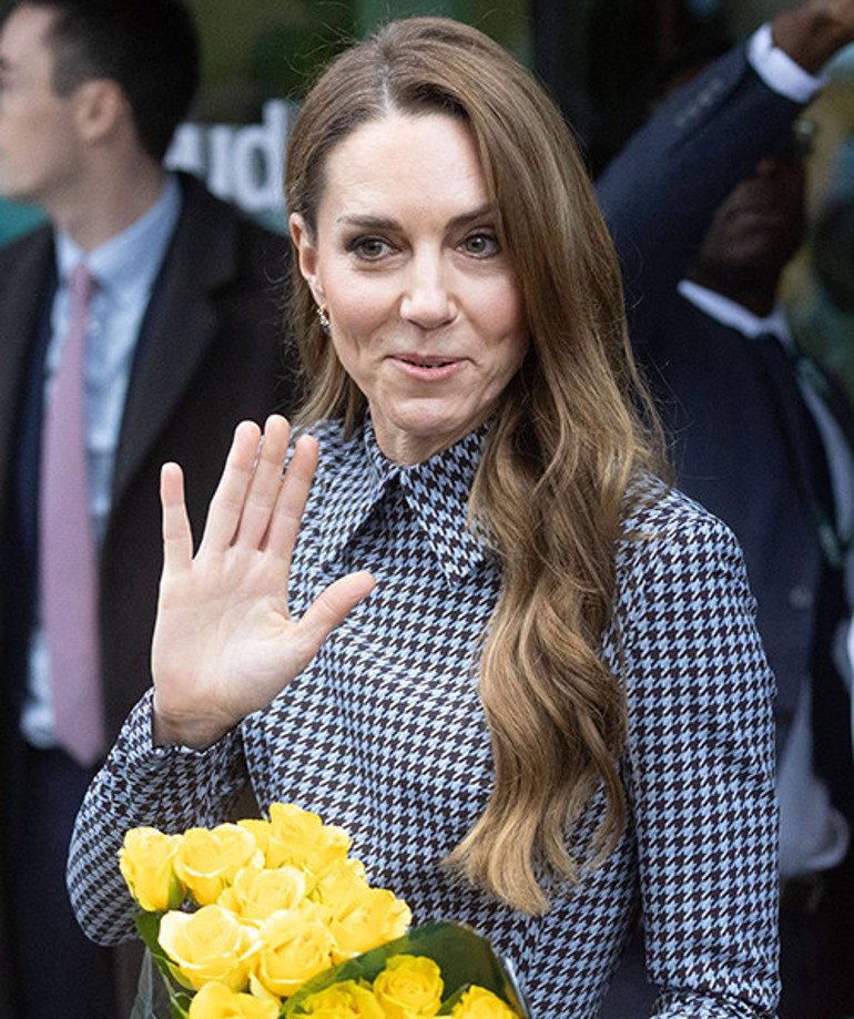 Kendi yüzü güldü ama sevenlerinin içi kan ağladı... Bizden gizlediğiniz bir şey var