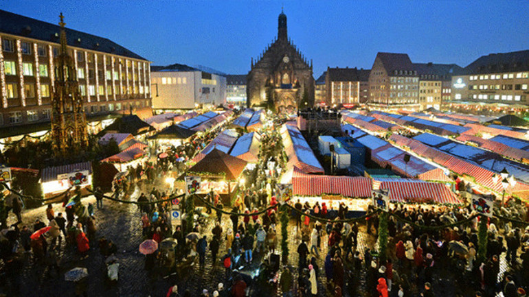 Nürnberg Dünyaca ünlü Noel Pazarı açıldı
