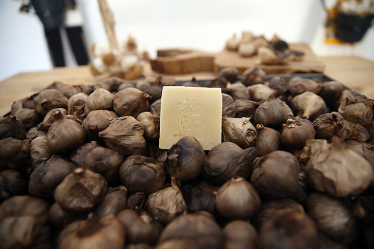 Güney Kore gezisi sırasında tanıştı: Taşköprü siyah sarımsağından üretti