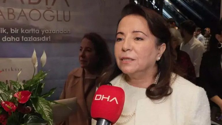 Okuyucularla sohbet ve imza günü