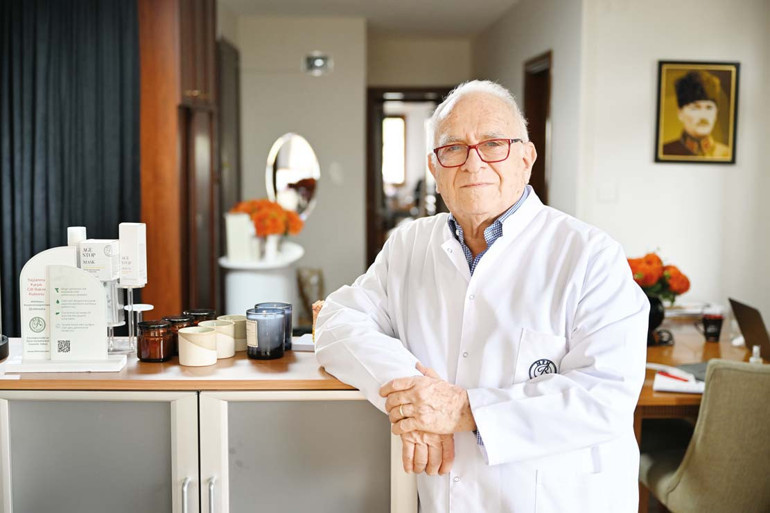 ‘Koku’nun efendisi Mehmet Müderrisoğlu: Defterimde bir milyon formül var