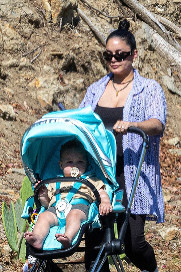 Ünlü oyuncu anne oldu… Evliliğin ikinci yılı dolmadan ikinci bebek geldi