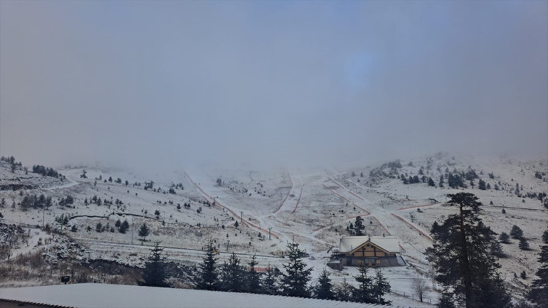 Bolu yaylalarında kar yağışı