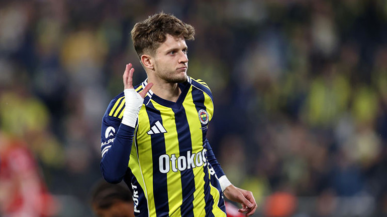 Fenerbahçede derbi öncesi 2 isimde belirsizlik var