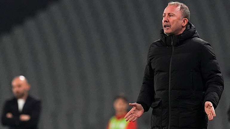 Beşiktaşa, Karagümrük maçı sonrası kritik öneri ve yorum: Sizi cezalandırabilirler