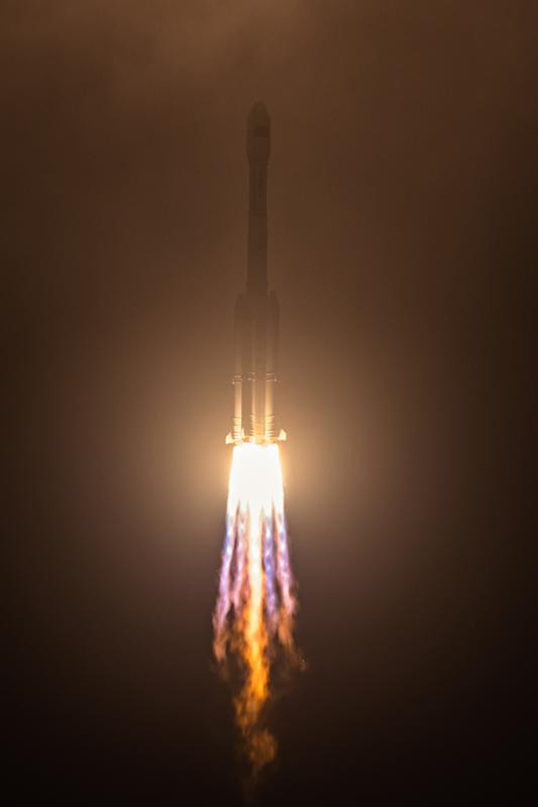 Çin, Şıcien uydusunu uzaya gönderdi