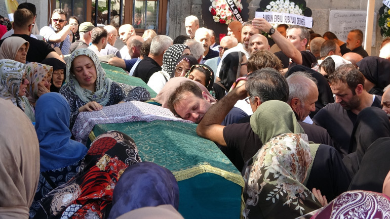 Eşini ve çocuğunu öldürüp kaza süsü vermişti Cezaevinde intihar etti