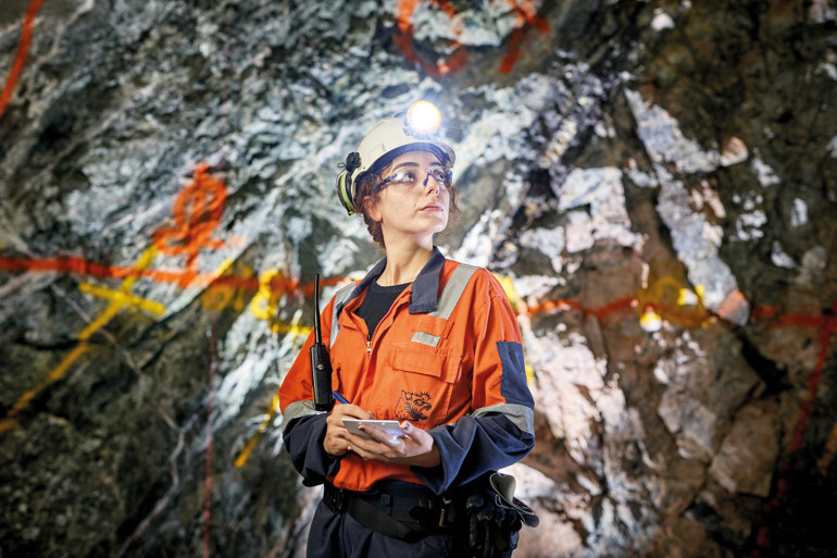 Madencilerin başkanı konuştu... 3.5 trilyon dolarlık servetin üstündeyiz