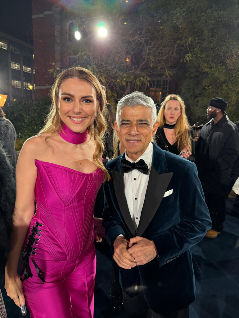 Neslisah Yılmaz, British Fashion Awards 2025’e özel davetlisi olarak katıldı