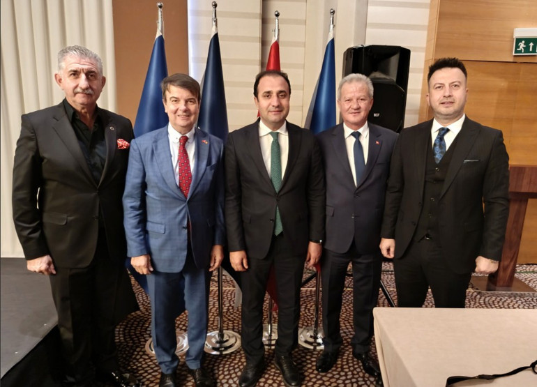 Romanya’nın milli günü İzmir’de görkemli bir törenle kutlandı