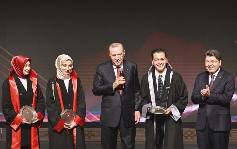 Yeni Türkiye’yi herkes kabullenecek