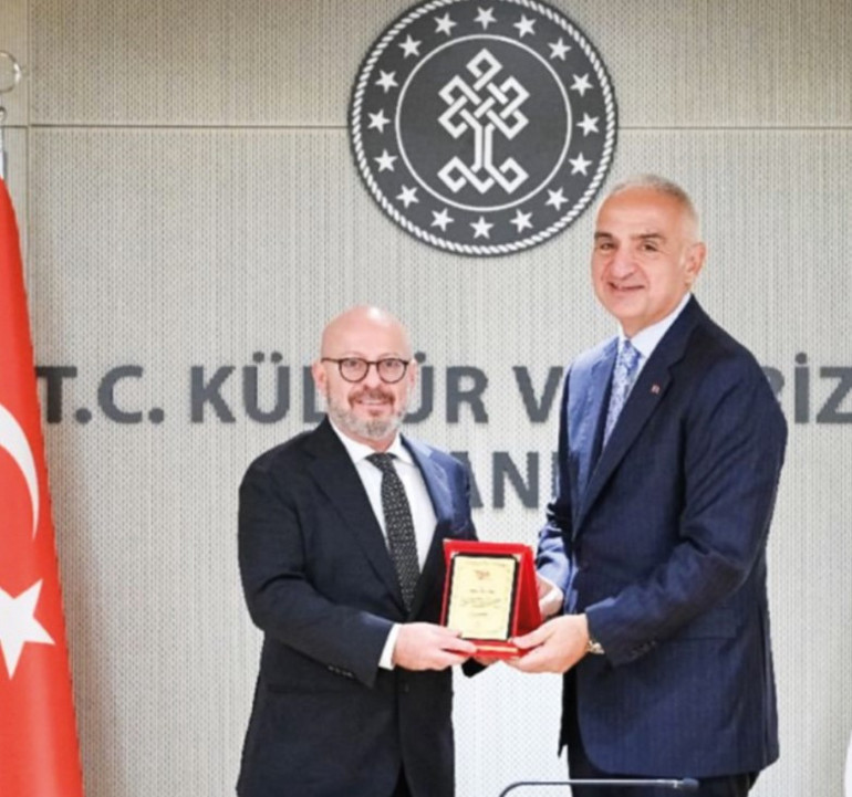 Topçu’yla aşka devam