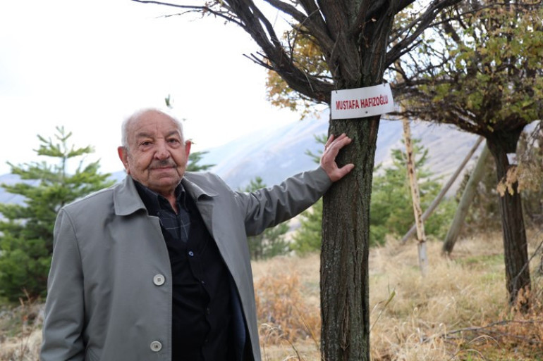 Bunun üzüntüsü ile kahroluyorduk Sivaslı iki arkadaş köyünde imkansızı başardı... Her birine köylülerin adını verdiler