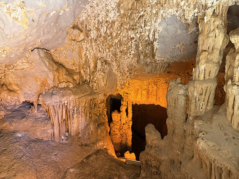 Kirpiyi takip eden çoban keşfetmişti Burası sanatçı doğanın bir mirası, şaheseri
