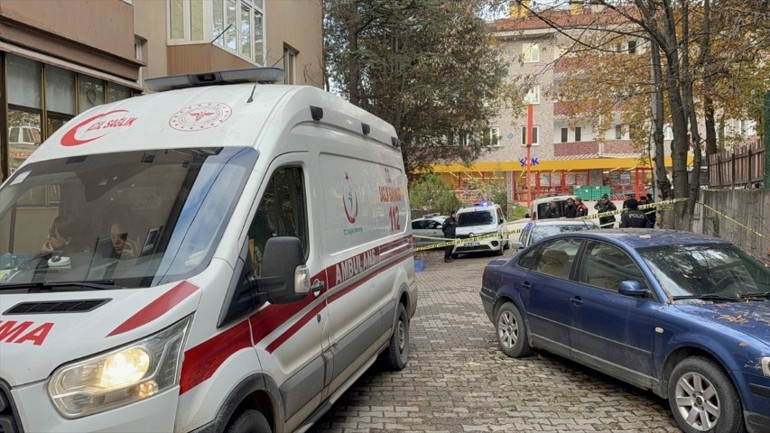Üniversite öğrencisi yolda ölü bulundu