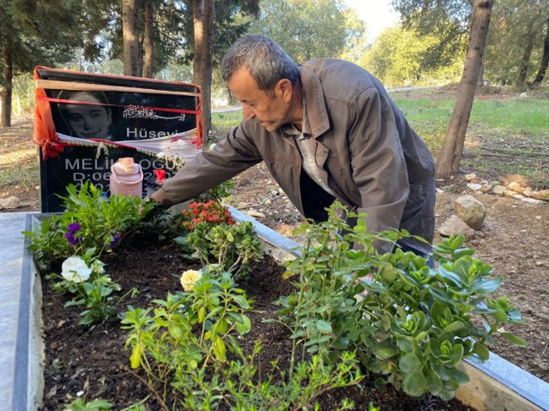 Kim bu utanmazlar Mezarlıkta pes dedirten skandal: Acılı baba en sonunda kamera ile önlem aldı