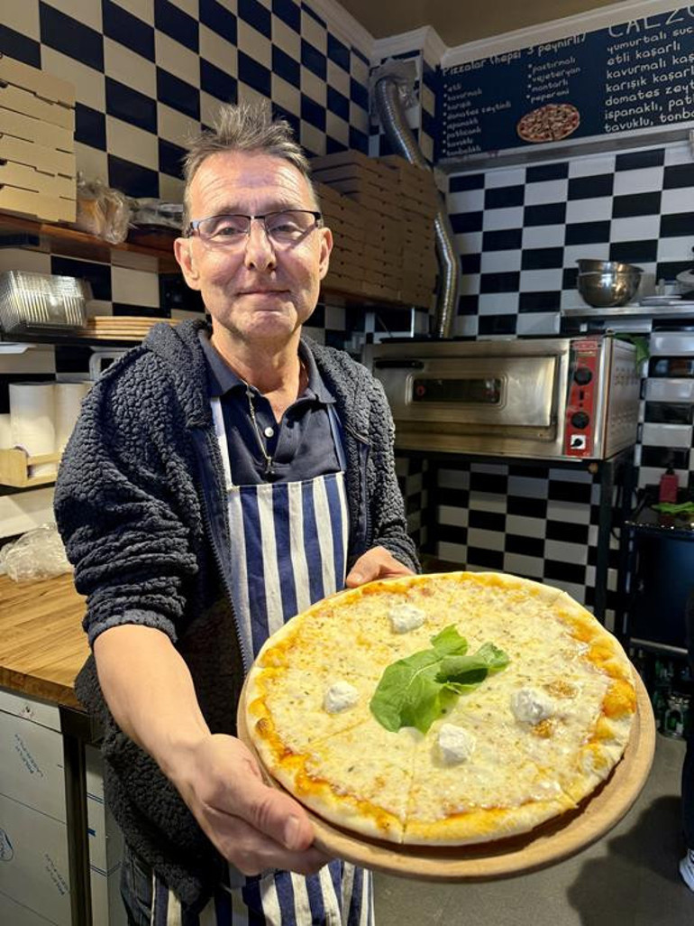 Yalnız mı, tek başına mı... Hangisi