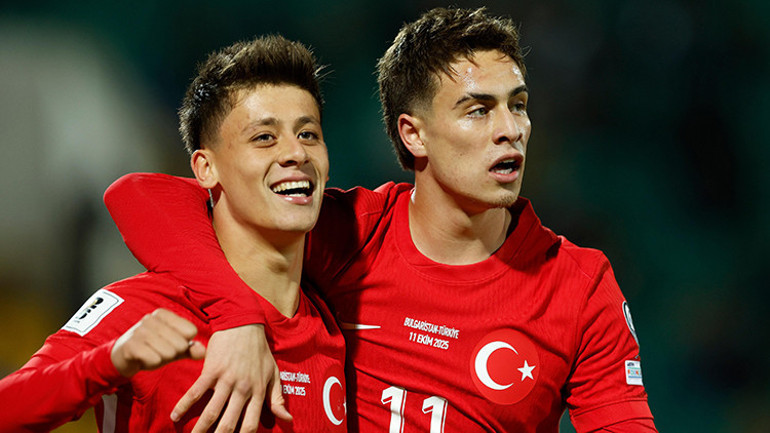  O sezon takımı biz şampiyon yaptık Madem öyle şimdi de yapsın görelim