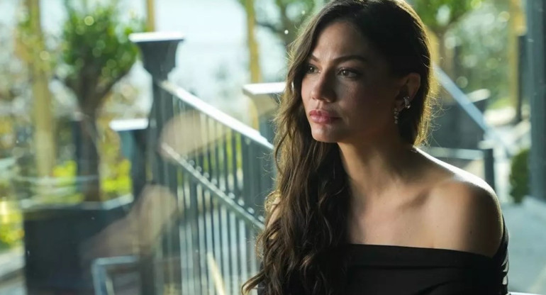 Eşref Rüyanın 25. bölümünde neler oldu Nisan, Eşrefe yakalandı