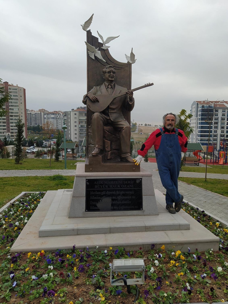 Para için değil sanat için