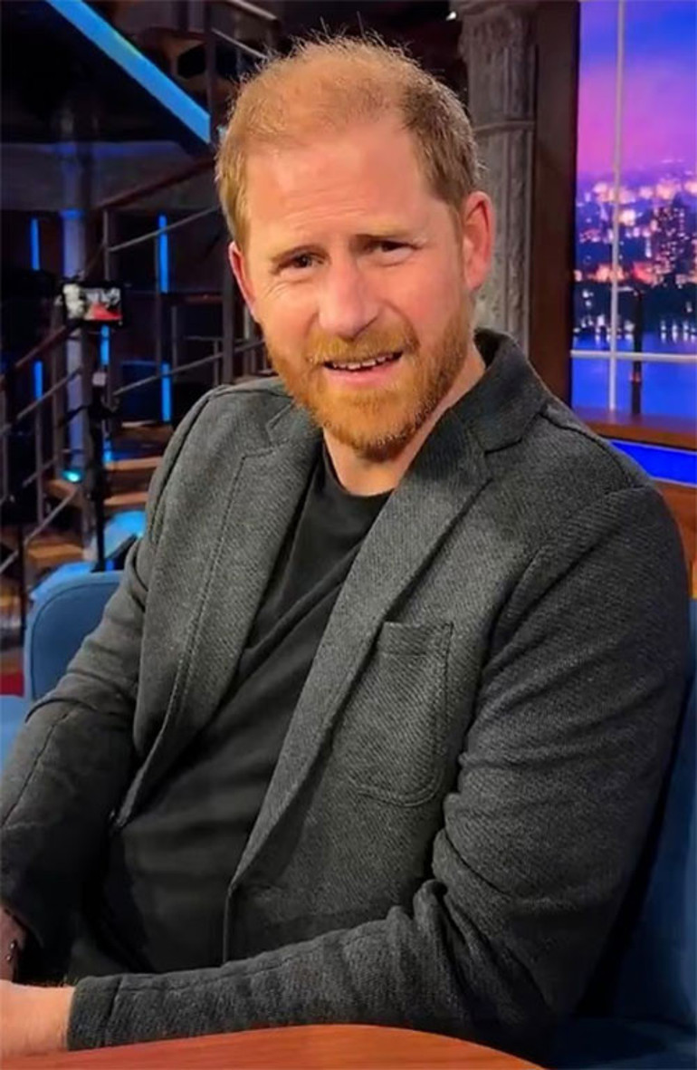 Utansan çok iyi edersin... Soylu bir ailede doğdu... Ama yıllar sonra Palyaço Prens oldu