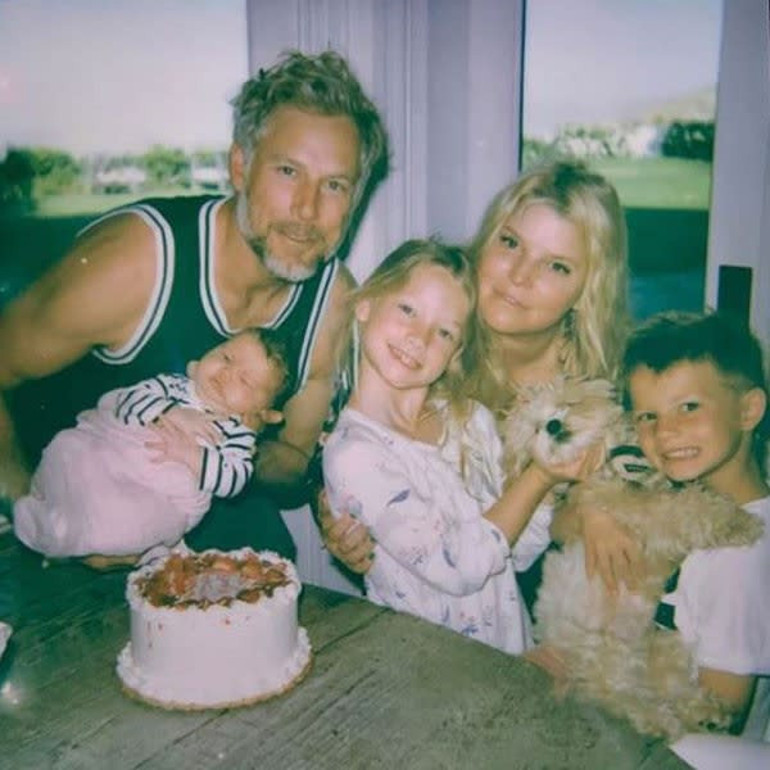 Kocasını terk etti ama boşanma davası açmadı… Ünlü çift barışacak mı Belki de hikayemizin sonu daha yazılmamıştır…