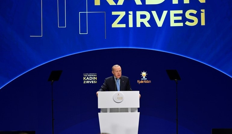 Cumhurbaşkanı Erdoğan: Okullarda, üniversitelerde yürütülen cadı avını nasıl unutabiliriz