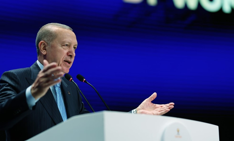 Cumhurbaşkanı Erdoğan: Okullarda, üniversitelerde yürütülen cadı avını nasıl unutabiliriz