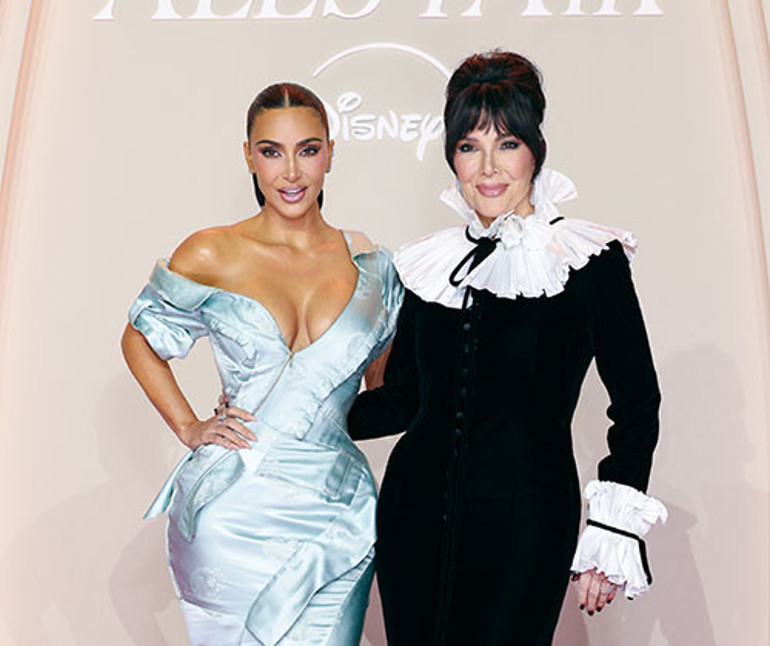 Servetim bitecek diye hiç korkmuyor... Güzelleşmek için avuç avuç para harcıyor: Yüzümdeki tek doğal şey burnum