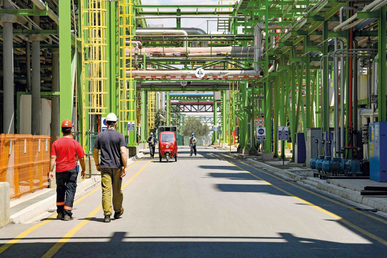 Geleceğin liderlerini kurum içinden yetiştiriyor