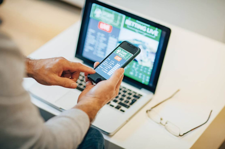 Sürece sahip çıkmak sadece AK Parti ile MHP’nin görevi mi