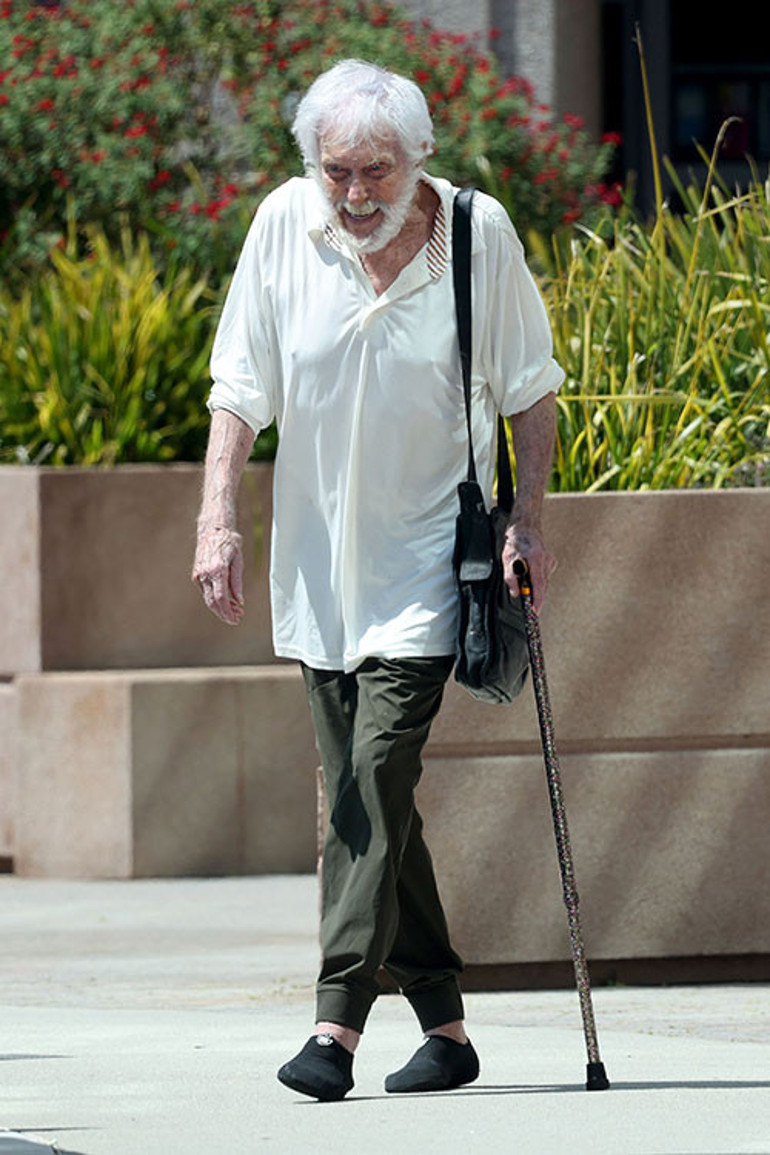 Uzun yaşamanın iksirini çoktan buldu, yanından bir an bile ayırmıyor