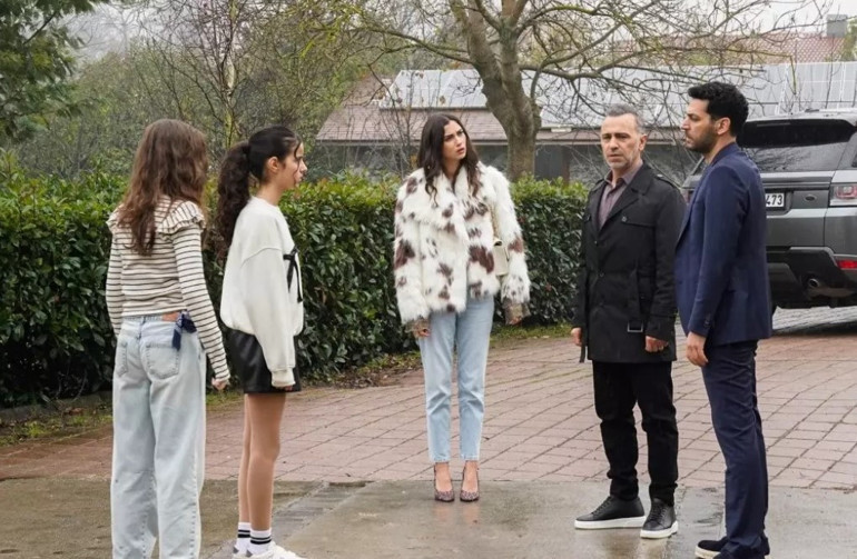 Güller ve Günahların 9. bölümünde neler oldu İhaneti öğrendi, gelinini evden kovdu