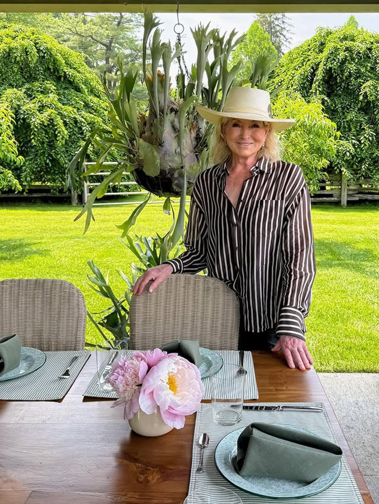 Yıllardır çiftliğinde atları ve eşekleriyle yaşıyor… Ünlü sunucu kararını çoktan vermiş: Ölünce beni onların yanına gömün