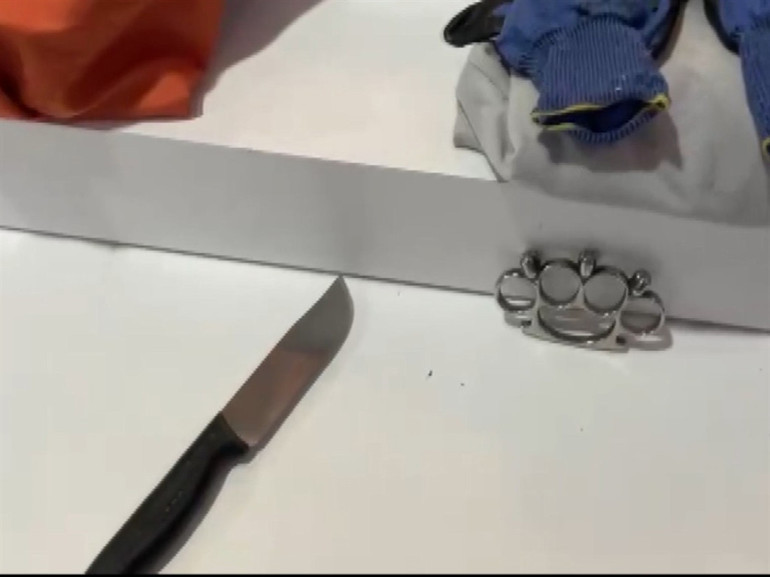 Gözaltına alınan şüpheliler