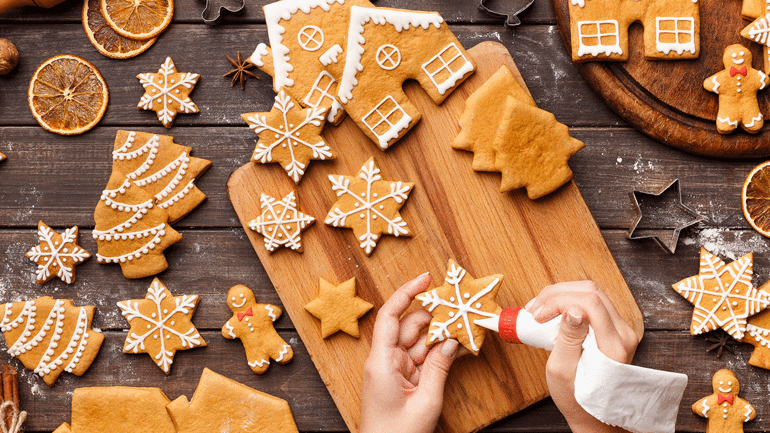 Zencefilli yılbaşı kurabiyesi nasıl yapılır Zencefilli yılbaşı kurabiyesi tarifi ve püf noktaları