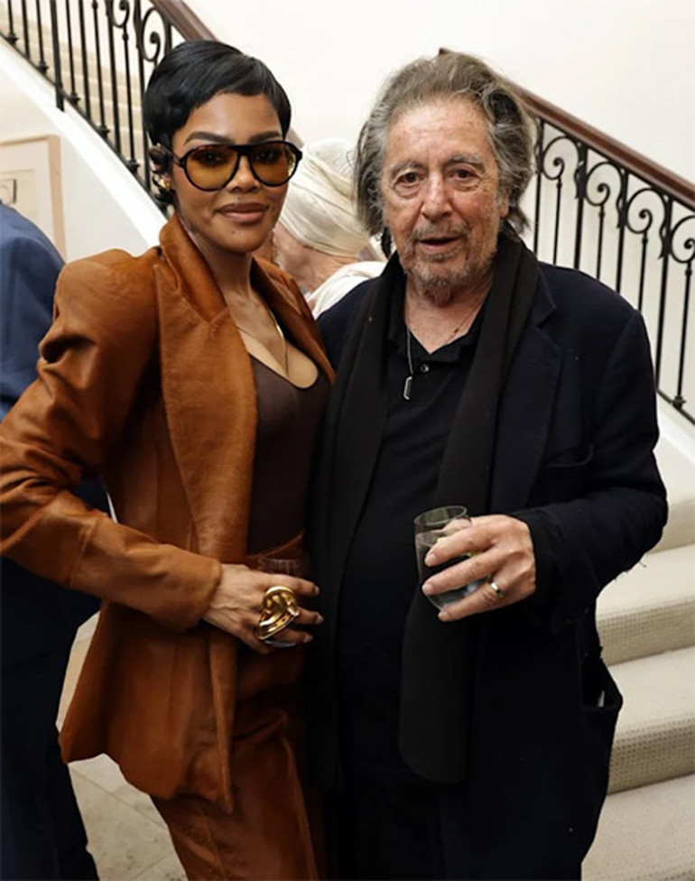 Ben bekar öleceğim diye yemin etmişti... Tam torunu yaşında sevgili ararken parmağında alyansla ortaya çıktı