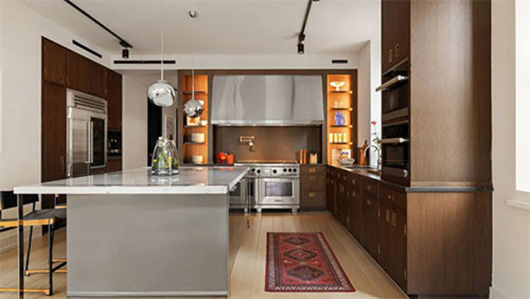 O duvarların dili olsa da anlatsa Eski aşk yuvası satışa çıktı