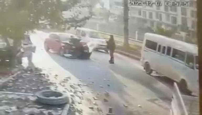 Polise çarpıp görüntüleri sosyal medyadan paylaşmıştı... Gözaltına alınan kişi eski eş çıktı